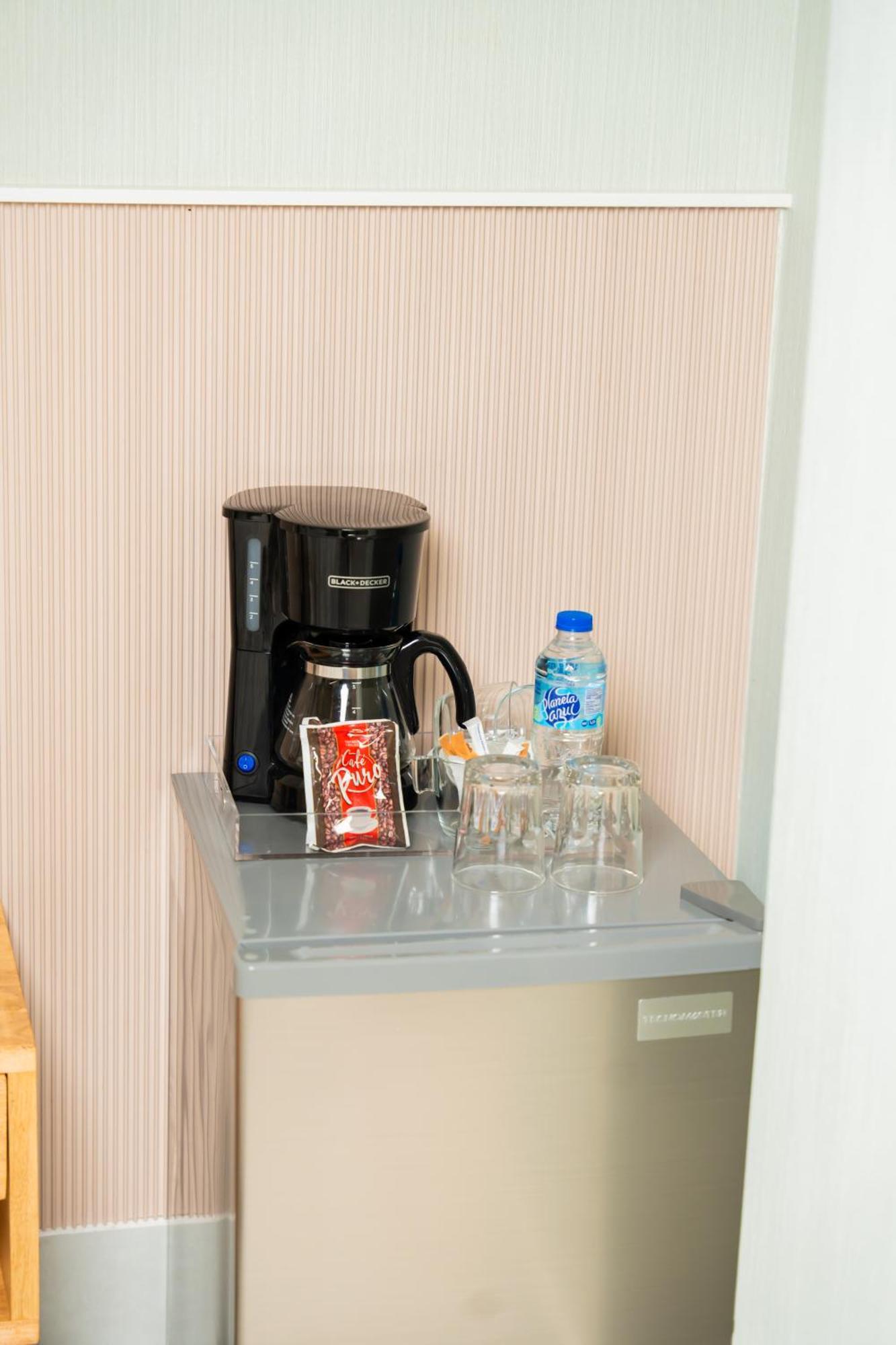Hotel Stay Here Suites Santo Domingo Dış mekan fotoğraf