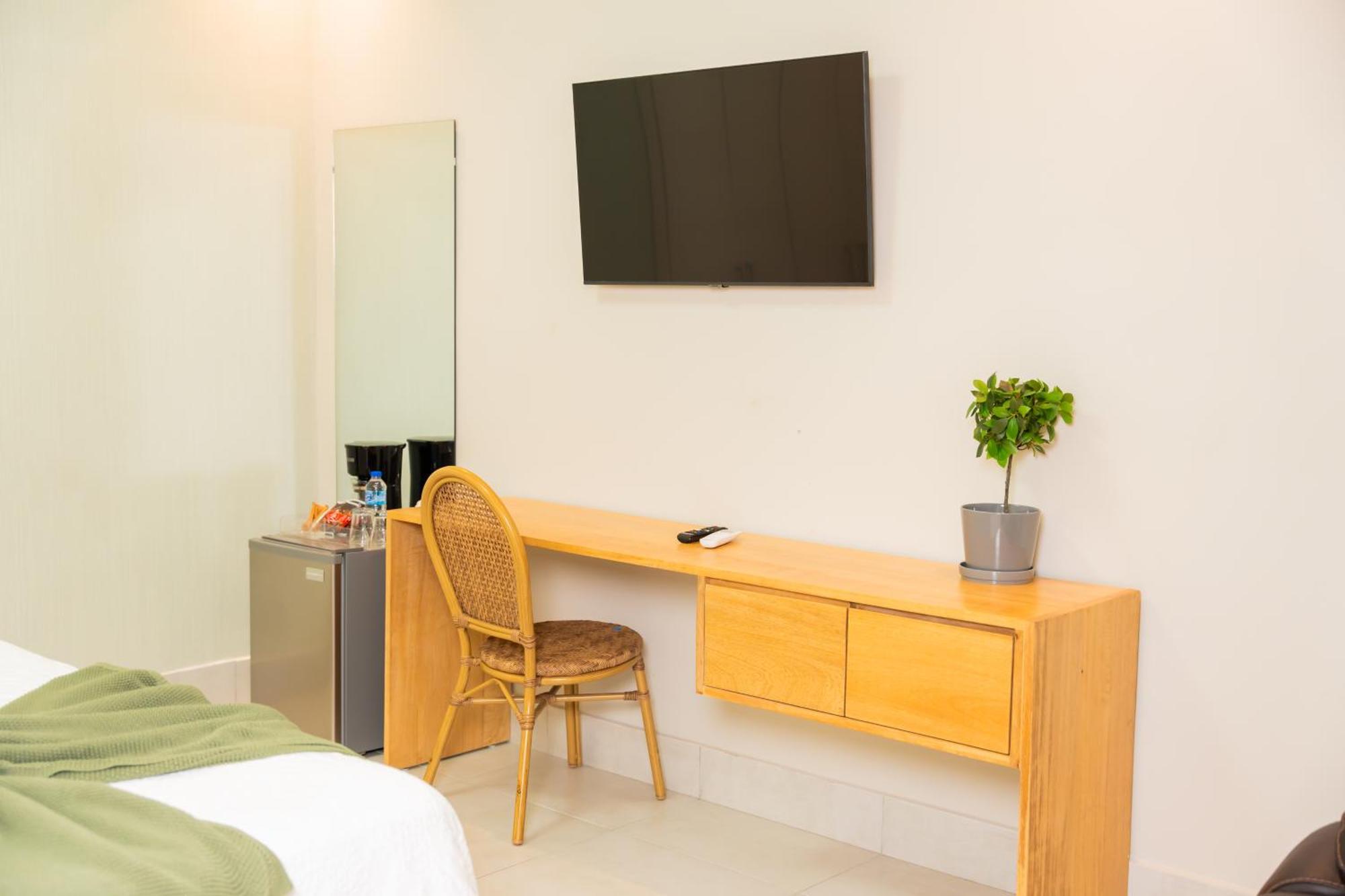 Hotel Stay Here Suites Santo Domingo Dış mekan fotoğraf